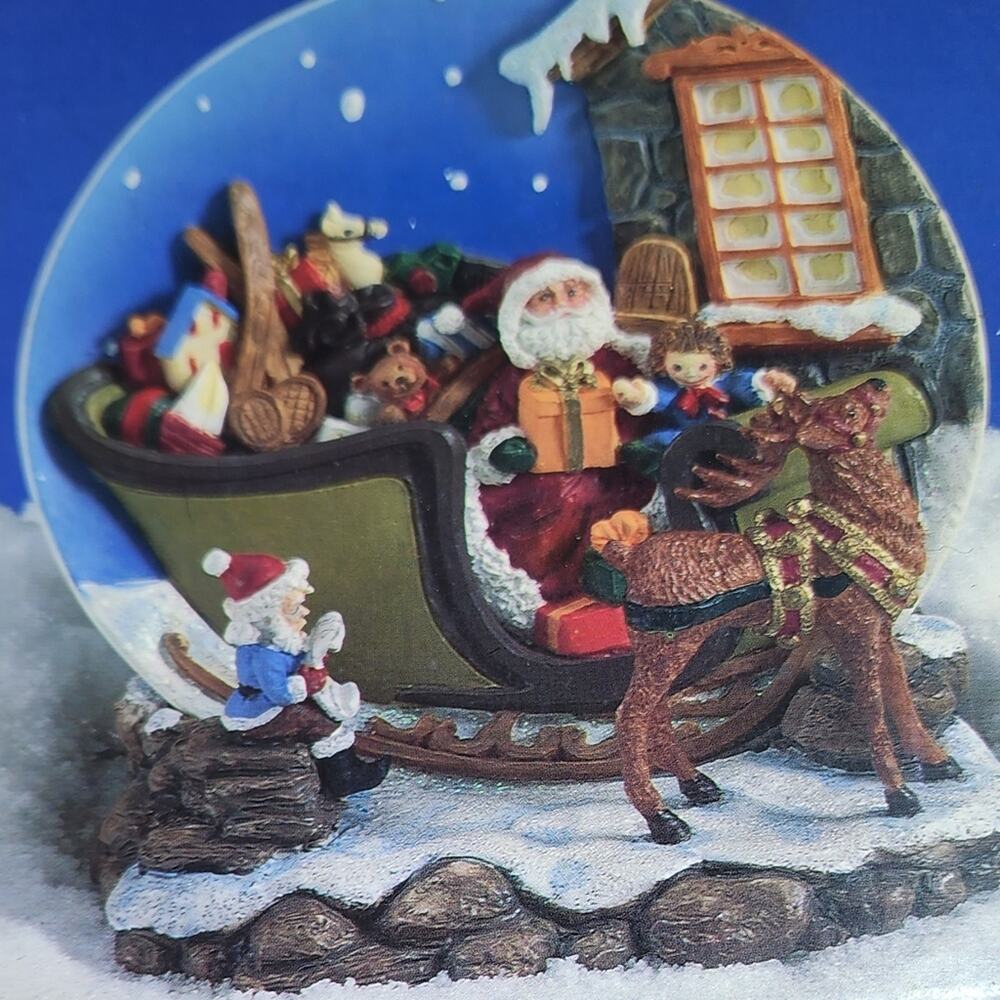 C3- A CHRISTMAS REMEMBERED EUC SANTA PLATE WITH HOLDER COLLECTIBLE 1997…